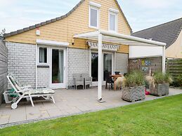 Nice Holiday Home With Washing Machine, in a Holiday Park 200m. From t