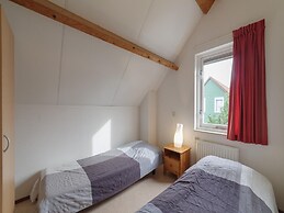 Nice Holiday Home With Washing Machine, in a Holiday Park 200m. From t