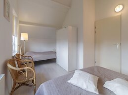 Nice Holiday Home With Washing Machine, in a Holiday Park 200m. From t