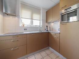 Nice Holiday Home With Washing Machine, in a Holiday Park 200m. From t
