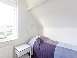 Nice Holiday Home With Washing Machine, in a Holiday Park 200m. From t