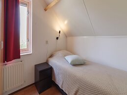 Nice Holiday Home With Washing Machine, in a Holiday Park 200m. From t