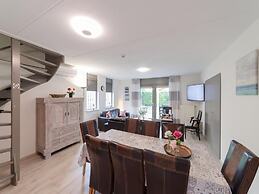 Nice Holiday Home With Washing Machine, in a Holiday Park 200m. From t