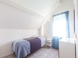 Nice Holiday Home With Washing Machine, in a Holiday Park 200m. From t