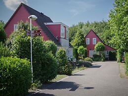 Nice Holiday Home With Washing Machine, in a Holiday Park 200m. From t