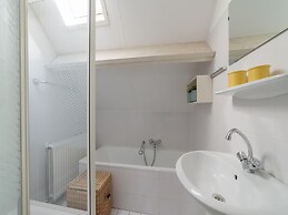 Nice Holiday Home With Washing Machine, in a Holiday Park 200m. From t