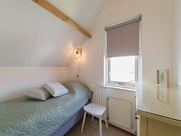 Nice Holiday Home With Washing Machine, in a Holiday Park 200m. From t