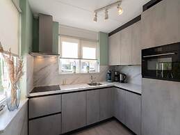 Nice Holiday Home With Washing Machine, in a Holiday Park 200m. From t