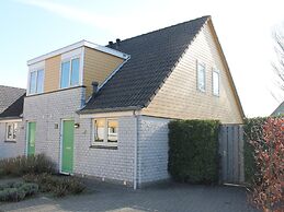 Nice Holiday Home With Washing Machine, in a Holiday Park 200m. From t