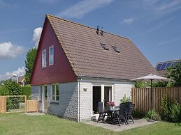 Nice Holiday Home With Washing Machine, in a Holiday Park 200m. From t