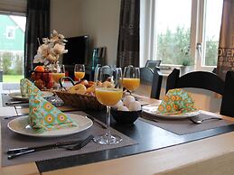 Nice Holiday Home With Washing Machine, in a Holiday Park 200m. From t