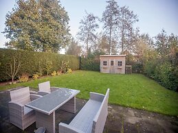 Nice Holiday Home With Washing Machine, in a Holiday Park 200m. From t