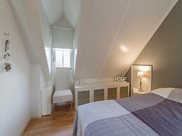 Nice Holiday Home With Washing Machine, in a Holiday Park 200m. From t