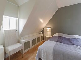 Nice Holiday Home With Washing Machine, in a Holiday Park 200m. From t