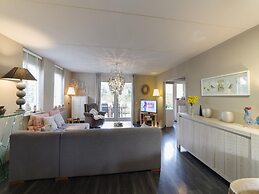 Nice Holiday Home With Washing Machine, in a Holiday Park 200m. From t