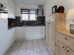 Nice Holiday Home With Washing Machine, in a Holiday Park 200m. From t