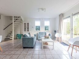 Nice Holiday Home With Washing Machine, in a Holiday Park 200m. From t