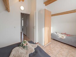 Nice Holiday Home With Washing Machine, in a Holiday Park 200m. From t