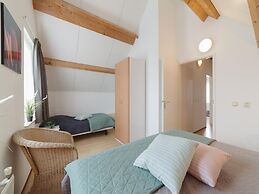 Nice Holiday Home With Washing Machine, in a Holiday Park 200m. From t