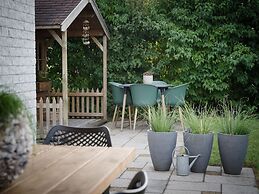 Nice Holiday Home With Washing Machine, in a Holiday Park 200m. From t