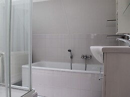 Nice Holiday Home With Washing Machine, in a Holiday Park 200m. From t