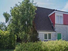 Nice Holiday Home With Washing Machine, in a Holiday Park 200m. From t