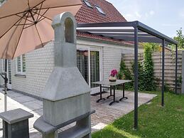 Nice Holiday Home With Washing Machine, in a Holiday Park 200m. From t