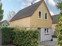 Nice Holiday Home With Washing Machine, in a Holiday Park 200m. From t