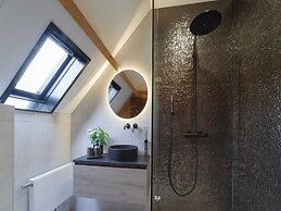 Nice Holiday Home With Washing Machine, in a Holiday Park 200m. From t