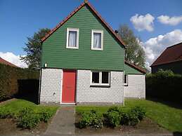 Nice Holiday Home With Washing Machine, in a Holiday Park 200m. From t