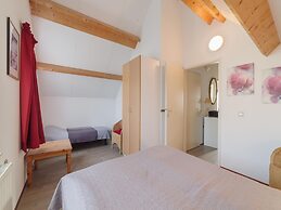 Nice Holiday Home With Washing Machine, in a Holiday Park 200m. From t