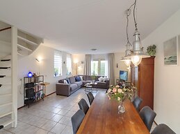 Nice Holiday Home With Washing Machine, in a Holiday Park 200m. From t