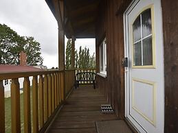 Spacious Apartment in Boddin With Garden