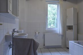 Spacious Apartment in Boddin With Garden