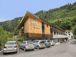 Modern Apartment With Balcony and Access to Sauna