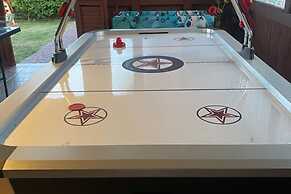 Terraced House With Pool and Sauna, Sieciemin