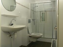 Spacious Holiday Home With Wifi, 20 km From Assen