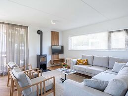 Beautiful Villa With Lots of Comfort, Near North Sea Beach