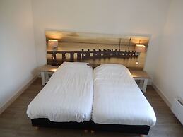 Beautiful Villa With Lots of Comfort, Near North Sea Beach