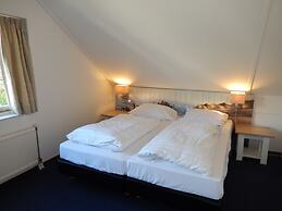 Beautiful Villa With Lots of Comfort, Near North Sea Beach