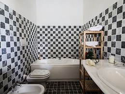 Charming Apartment in Ascoli Piceno Near Village