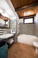 Charming Apartment in Ascoli Piceno Near Village