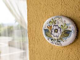 Charming Apartment in Ascoli Piceno Near Village