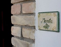 Charming Apartment in Ascoli Piceno Near Village