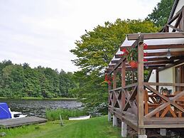 Holiday House by the Lake With a Fireplace