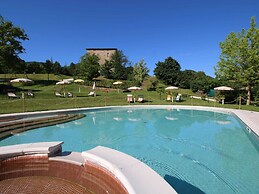 Property With Swimming Pool, Spacious Garden, Private Terrace and View