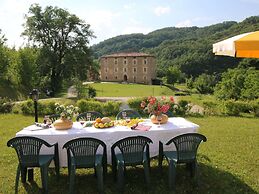 Property With Swimming Pool, Spacious Garden, Private Terrace and View