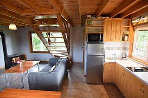 Cottage in a Quiet Location by the Lake Mausz, Parchowo in Kashubia