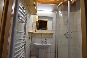 Cottage in a Quiet Location by the Lake Mausz, Parchowo in Kashubia