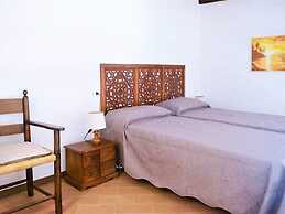Cosy Apartment in Mantignana With Private Terrace